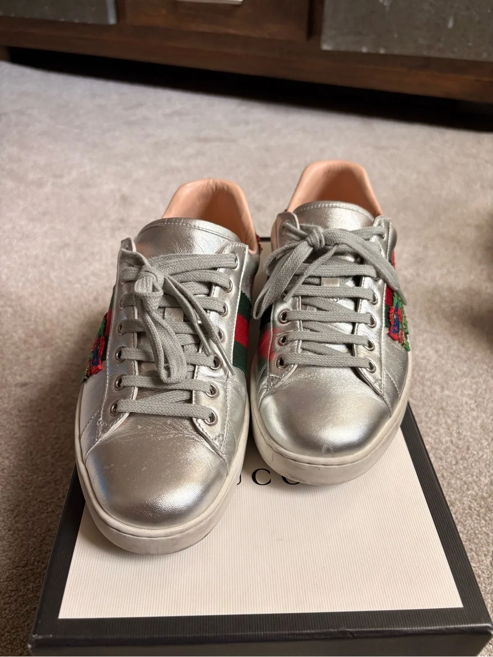 Gucci Silver Leather Sneakers with Red & Green dragon patch